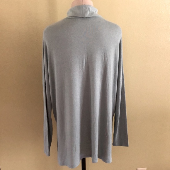 Lucky Brand Women’s Oversized Mock Turtle Neck Drop Shoulder Sweater - Picture 2 of 5